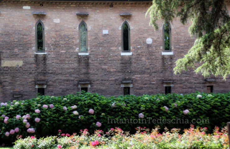 isola del deserto san francesco